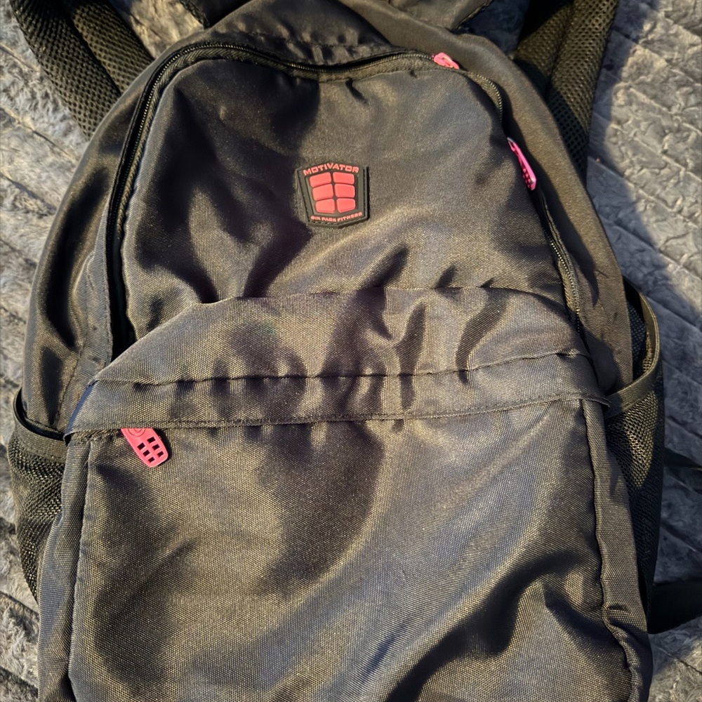 6 pack bag motivator meal backpack